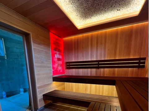 Стильная парная из ольхи