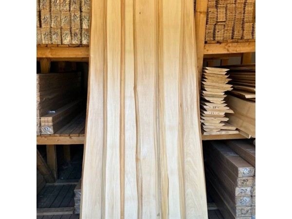 Доска необрезная из липы (слэб) 20x200-400 мм, сорт Экстра