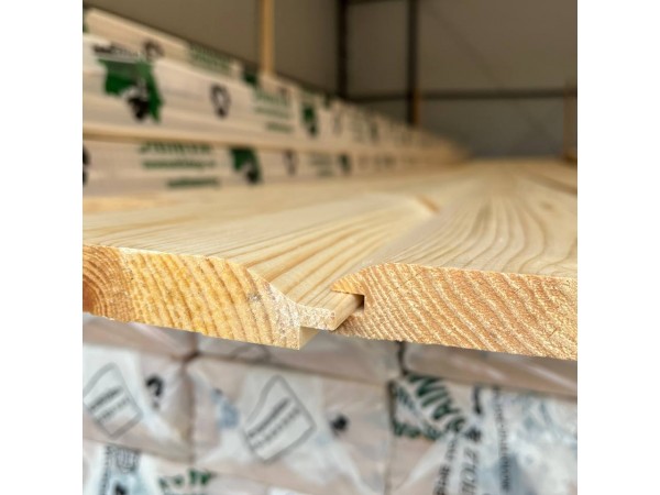 Еврофинка сосна (Киров) 21x143 (135) мм, сорт AB